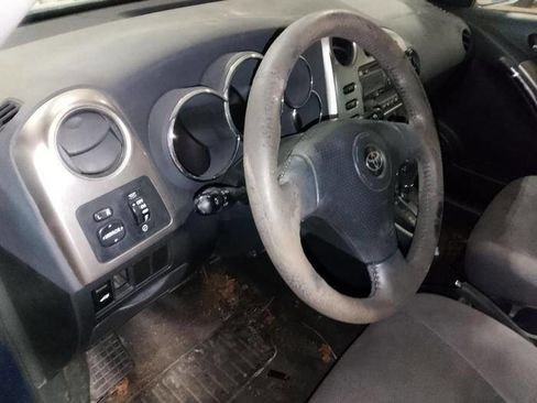 Used 2003 Toyota Matrix FWD image 34
