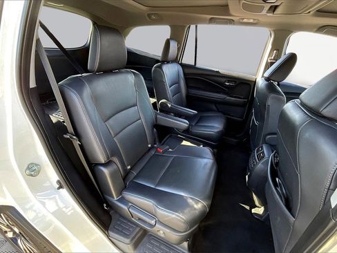 Used 2019 Honda Pilot Elite image 26