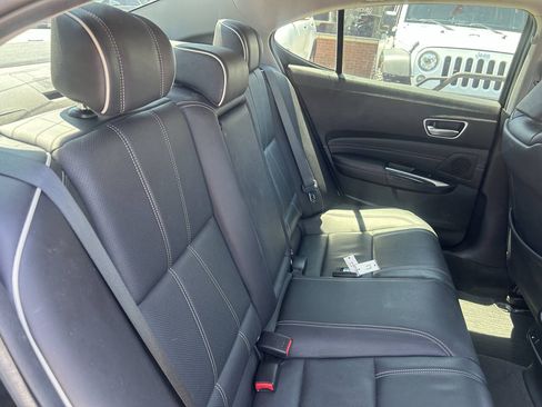 Used 2018 Acura TLX V6 SH-AWD w/ Advance Package image 39