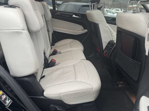 Used 2018 Mercedes-Benz GLS 550 4MATIC w/ Driver Assistance Package image 22