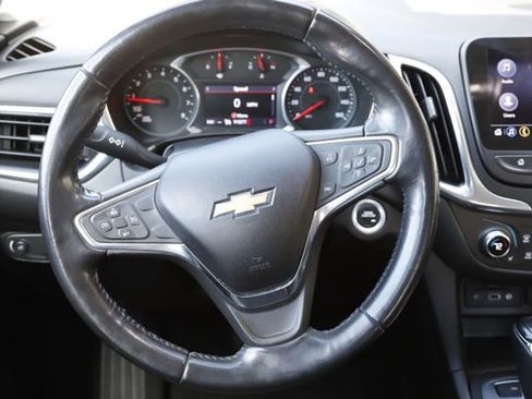 Used 2019 Chevrolet Equinox LT w/ Sun & Navigation Package AWD/4WD image 17