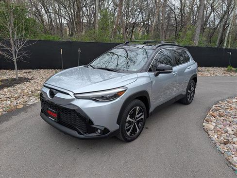 Used 2023 Toyota Corolla Cross AWD Hybrid w/ Convenience Package image 1