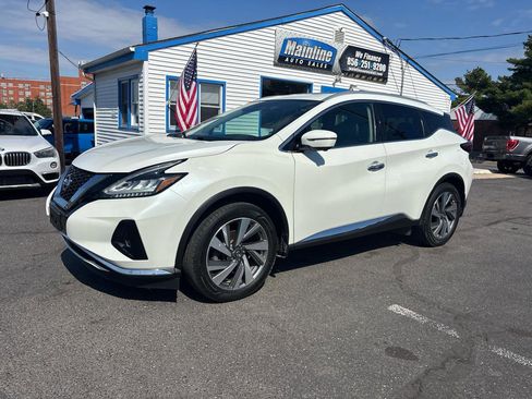 Used 2020 Nissan Murano SL w/ Moonroof Package AWD/4WD image 2