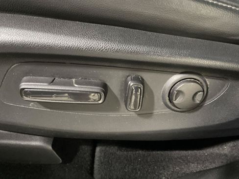 Used 2023 Honda CR-V EX-L image 18