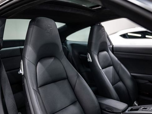Used 2016 Porsche 911 Carrera RWD image 10