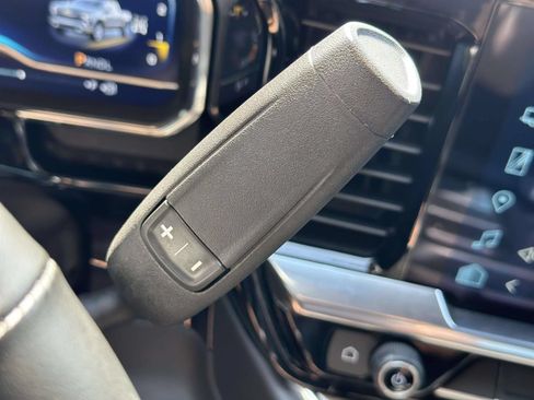 Used 2024 Chevrolet Silverado 1500 LT AWD/4WD image 13