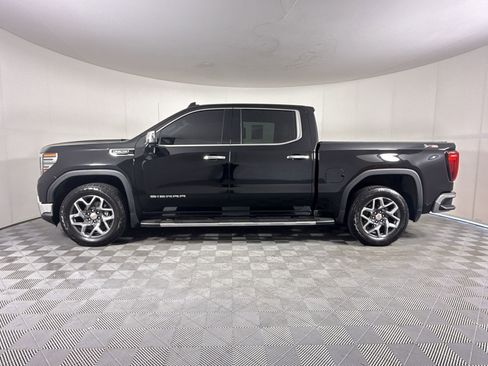 Used 2023 GMC Sierra 1500 SLT w/ SLT Premium Package AWD/4WD image 2