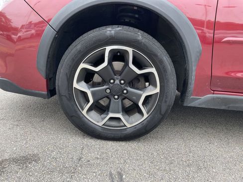 Used 2014 Subaru Crosstrek 2.0i Limited AWD/4WD image 9