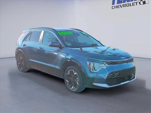 Used 2023 Kia Niro Wind w/ Wind Preserve Package FWD image 5