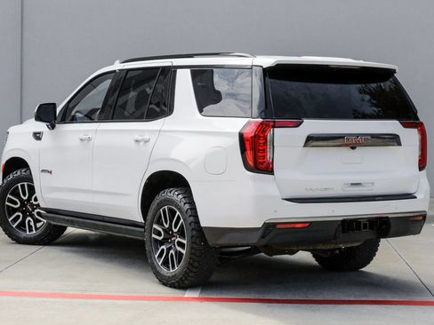 Used 2023 GMC Yukon AT4 w/ AT4 Premium Package AWD/4WD image 12