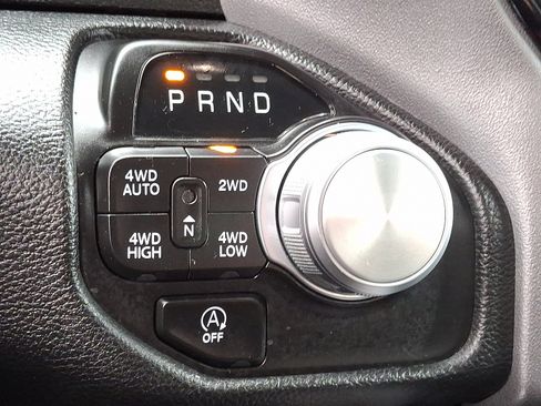 Used 2023 RAM 1500 Laramie image 13