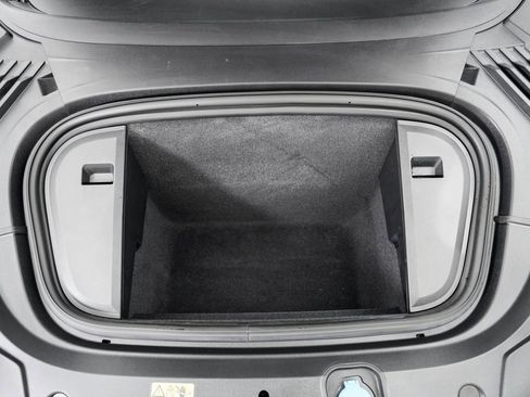 Used 2022 Audi e-tron GT Premium Plus image 25