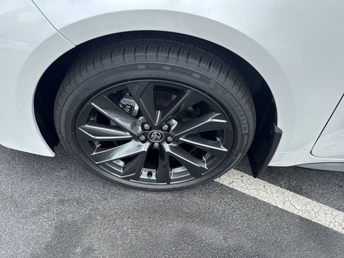 New 2025 Toyota Corolla SE FWD image 9