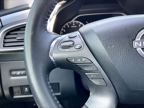 Used 2023 Nissan Murano SV AWD/4WD image 24