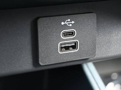 New 2026 Ford Maverick Lobo AWD/4WD image 25