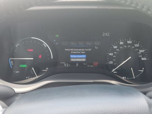 New 2026 Toyota Sienna XLE FWD image 15