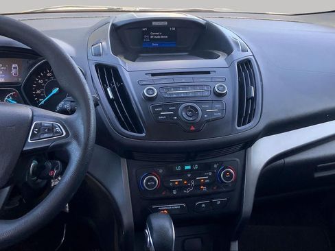 Used 2018 Ford Escape SE FWD image 7