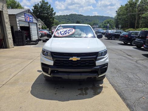 Used 2022 Chevrolet Colorado W/T w/ WT Convenience Package image 2