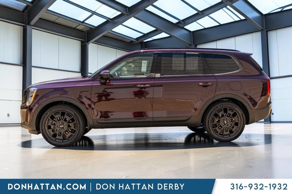 Used 2022 Kia Telluride SX AWD/4WD image 3