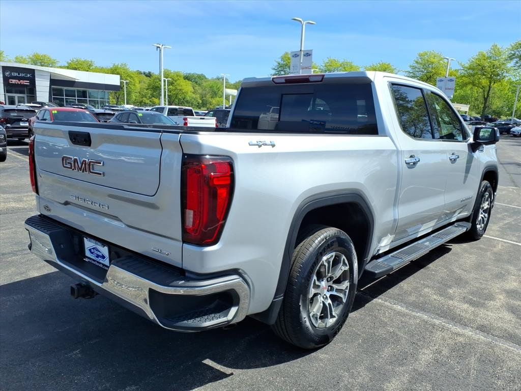 Used 2022 GMC Sierra 1500 SLT w/ SLT Convenience Package AWD/4WD image 7