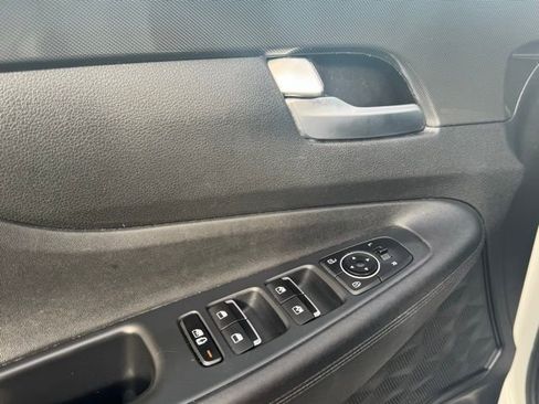 Used 2023 Hyundai Santa Fe SEL image 15