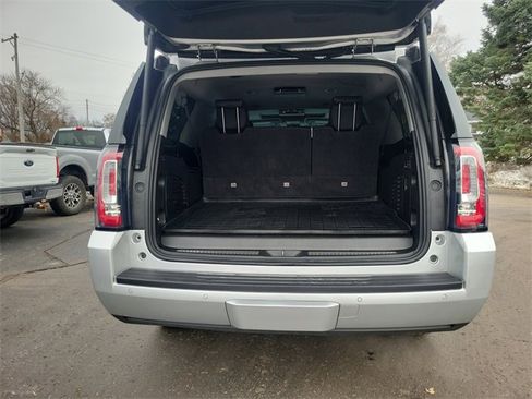 Used 2020 GMC Yukon XL SLT w/ Open Road Package image 25