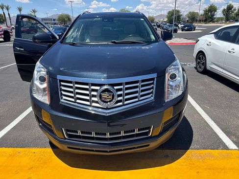 Used 2015 Cadillac SRX Luxury w/ Driver Awareness Package FWD image 5