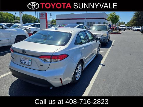 Used 2023 Toyota Corolla LE FWD image 2