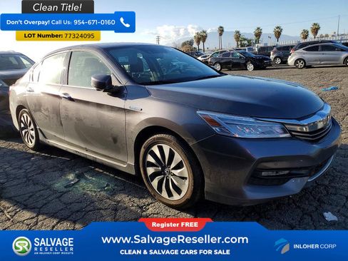 Used 2017 Honda Accord Touring image 5
