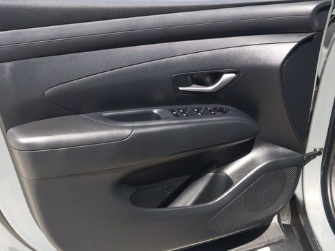 Used 2026 Hyundai Santa Cruz SE FWD image 16