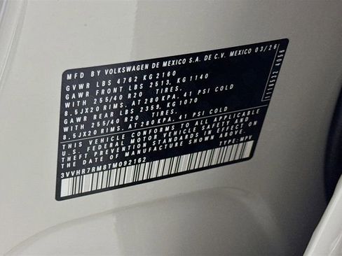 New 2026 Volkswagen Tiguan SE R-Line FWD image 20