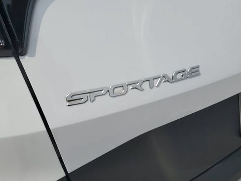 Certified 2024 Kia Sportage EX FWD image 8