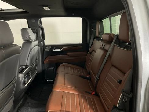 Used 2026 GMC Sierra 2500 Denali Ultimate w/ Snow Plow Prep/Camper Package AWD/4WD image 38