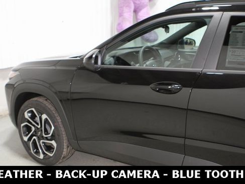 New 2026 Chevrolet Trax RS w/ Sunroof Package image 26