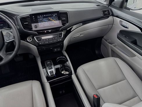 Used 2019 Honda Pilot Touring image 29