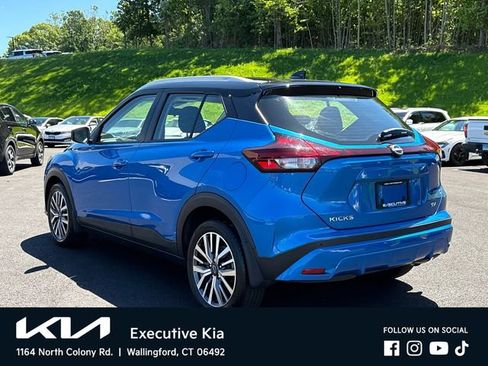 Used 2023 Nissan Kicks SV FWD image 2