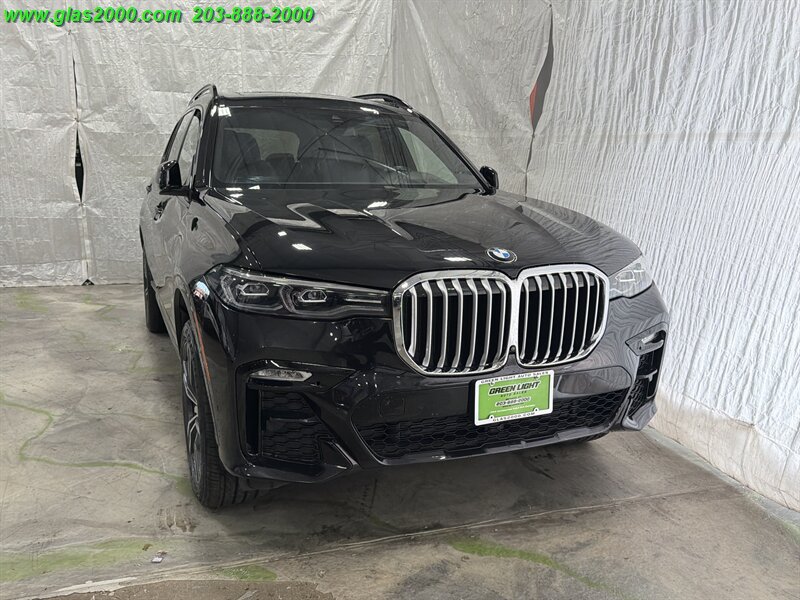 Used 2022 BMW X7 xDrive40i w/ M Sport Package AWD/4WD image 36