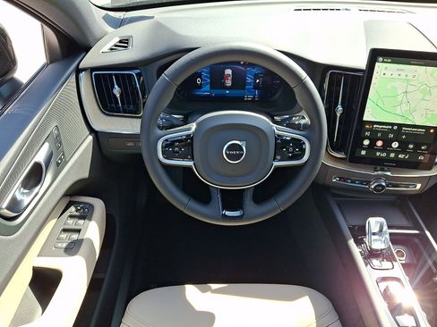New 2026 Volvo XC60 T8 Plus w/ Protection Package Premier AWD/4WD image 7