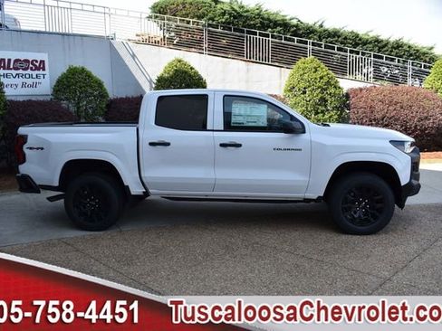 New 2026 Chevrolet Colorado W/T w/ WT Custom Package AWD/4WD image 11