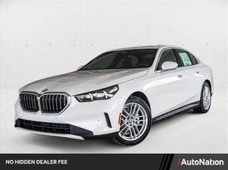 Used 2025 BMW 530i xDrive AWD/4WD video 1