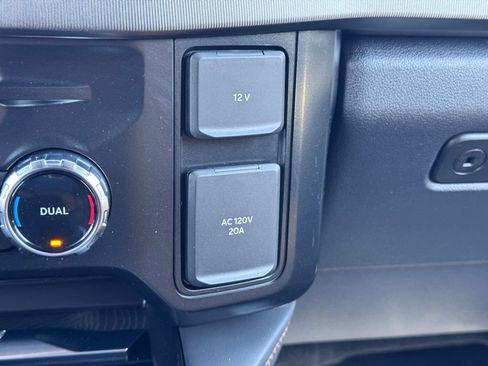 Used 2024 Ford F250 Platinum AWD/4WD image 42