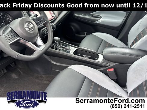 Used 2023 Nissan Kicks SR w/ SR Premium Package image 11