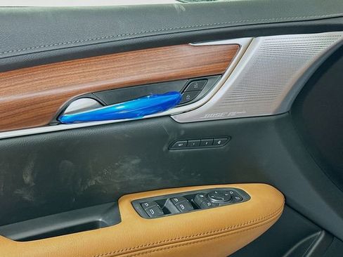 New 2026 Cadillac XT5 Premium Luxury w/ Driver Assist Package image 17