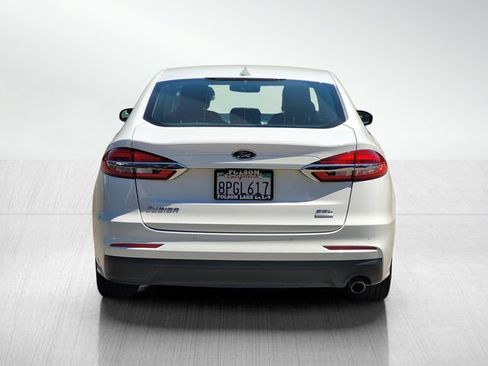 Used 2020 Ford Fusion SEL FWD image 5