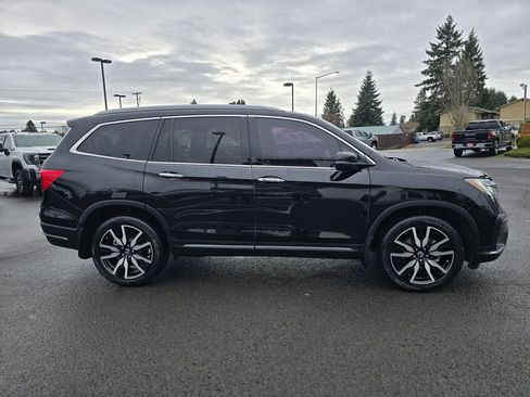 Used 2019 Honda Pilot Touring image 2