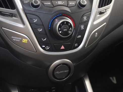 Used 2016 Hyundai Veloster w/ Option Group 02 image 23