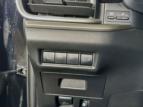 Certified 2025 Toyota Grand Highlander AWD image 12