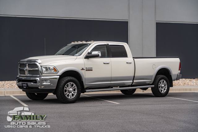 Used 2016 RAM 2500 Laramie w/ Snow Chief Group AWD/4WD image 2