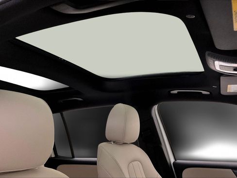 Certified 2026 Mercedes-Benz GLB 250 4MATIC image 27