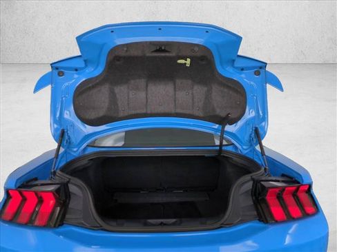 Used 2024 Ford Mustang GT RWD image 6